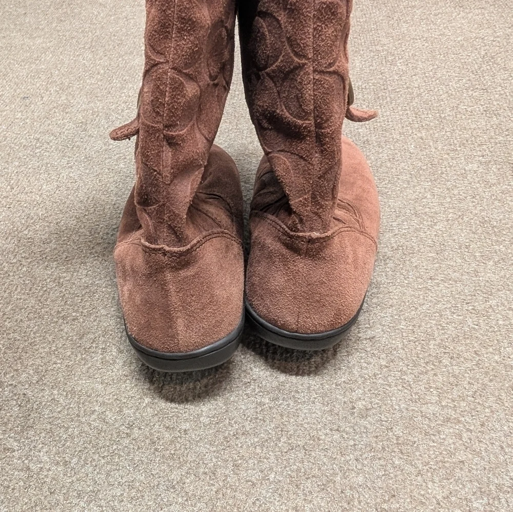 COACH (Size 6B) Meyer Signature Brown Fall/Winter Boots, Old Money, Quiet Luxury